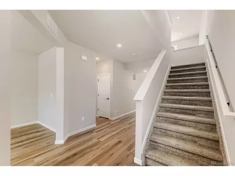 46409 Saddleback Dr, Bennett, CO 80102 photo 4