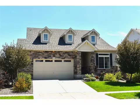 16 S Newcastle Way, Aurora, CO 80018