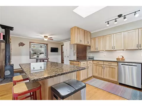 Kitchen - 22725 Cook Ln, Morrison, CO 80465 photo 4 of 7
