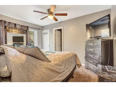 1241 Eagle St, Aurora, CO 80011 photo 25