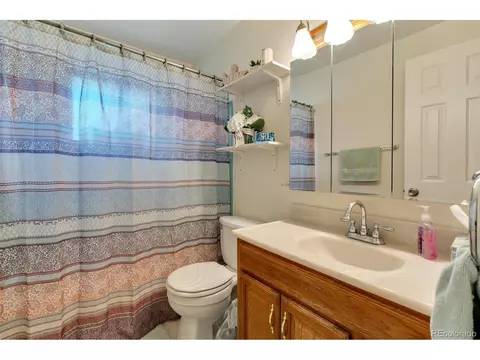 1241 Eagle St, Aurora, CO 80011 photo 11
