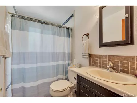 1241 Eagle St, Aurora, CO 80011 photo 19