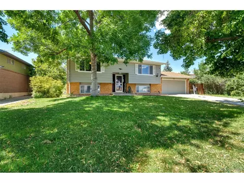 1241 Eagle St, Aurora, CO 80011 photo 1
