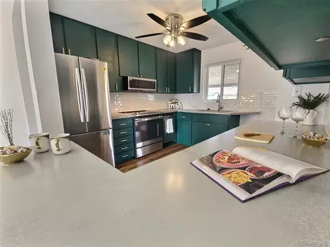 289 Muriel Dr, Northglenn, CO 80233