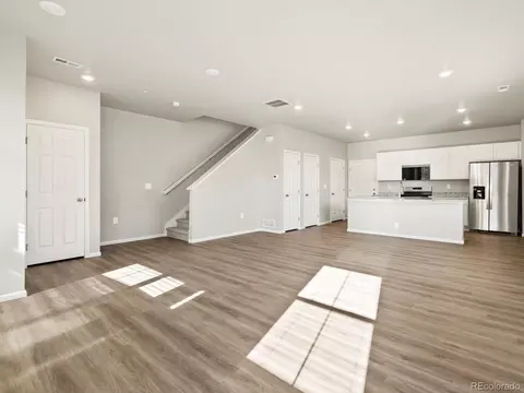 22175 E 7th Pl, Aurora, CO 80018 photo 4