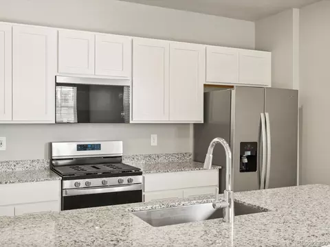 22175 E 7th Pl, Aurora, CO 80018 photo 7