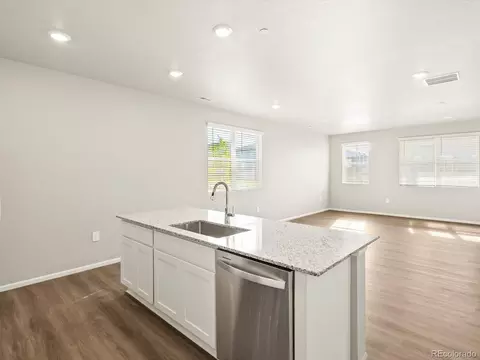 22175 E 7th Pl, Aurora, CO 80018 photo 9