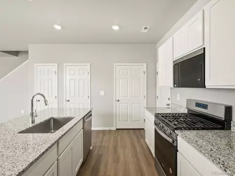 22175 E 7th Pl, Aurora, CO 80018 photo 8
