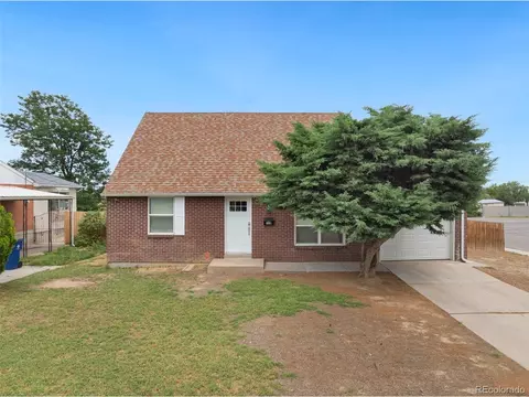 118 Gamble Ln, Pueblo, CO 81001