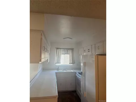 3355 S Flower St #157, Lakewood, CO 80227