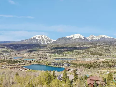 50 Spinning Leaf Trl, Silverthorne, CO 80498