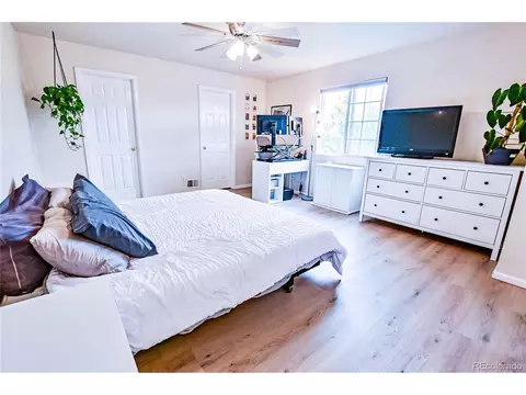 4943 E 100th Ct, Thornton, CO 80229 photo 8