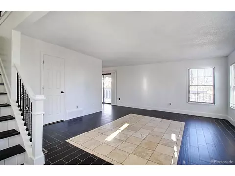 18945 E Mexico Dr, Aurora, CO 80017 photo 3