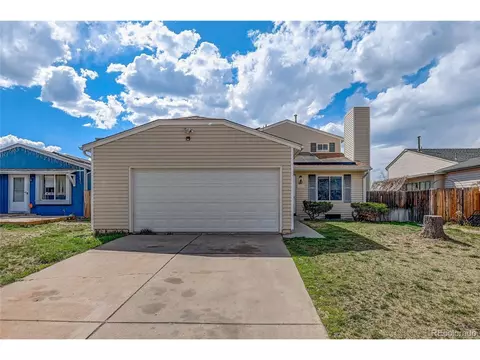 1733 Dunkirk Ct, Aurora, CO 80011 photo 2