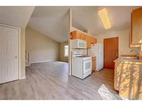 1733 Dunkirk Ct, Aurora, CO 80011 photo 7