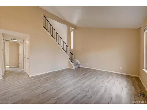 1733 Dunkirk Ct, Aurora, CO 80011 photo 3