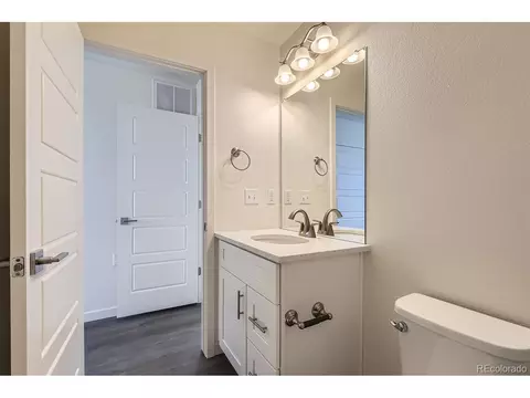 10251 E 62nd Pl, Denver, CO 80238 photo 35