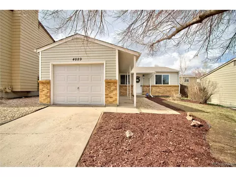 4889 S Richfield Cir, Aurora, CO 80015