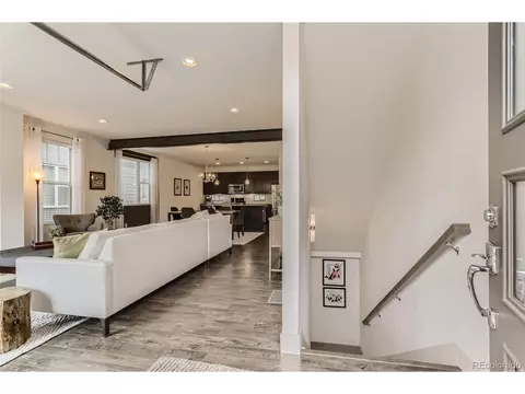 19548 E Sunset Cir, Centennial, CO 80015 photo 5