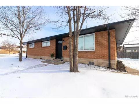 5830 E 35th Ave, Denver, CO 80207 photo 1