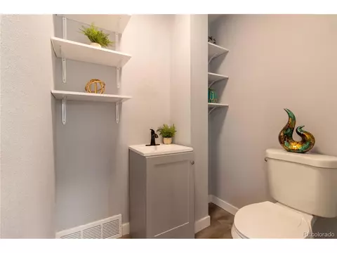 5830 E 35th Ave, Denver, CO 80207 photo 21