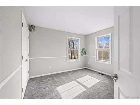 Bedroom - 7859 E 28th Pl, Denver, CO 80238 photo 5 of 7