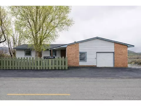2 W Diamond Ave, Granby, CO 80446