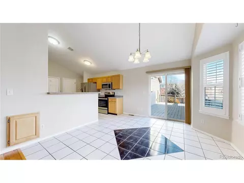 20083 E Caspian Cir, Aurora, CO 80013 photo 4