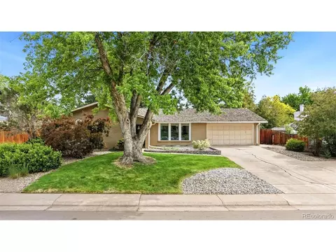 5477 W Hinsdale Pl, Littleton, CO 80128