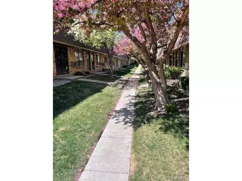1731 Quail St, Lakewood, CO 80215