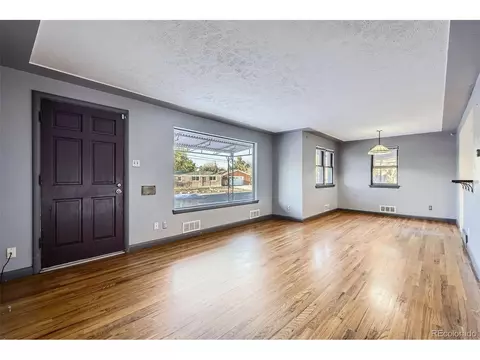9040 Gyda Dr, Arvada, CO 80002 photo 4