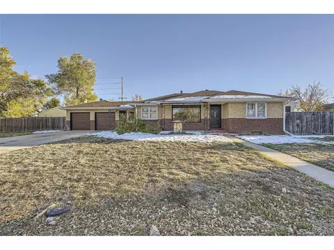 9040 Gyda Dr, Arvada, CO 80002 photo 2