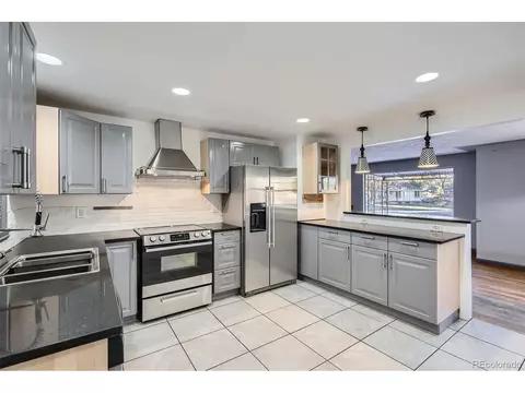9040 Gyda Dr, Arvada, CO 80002 photo 9