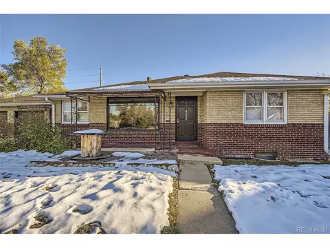 9040 Gyda Dr, Arvada, CO 80002 photo 3