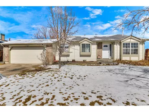 17467 E Brown Cir, Aurora, CO 80013 photo 1