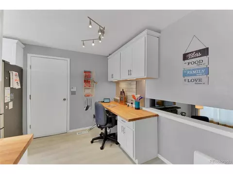 17467 E Brown Cir, Aurora, CO 80013 photo 12
