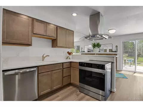 2854 S Kenton Ct, Aurora, CO 80014