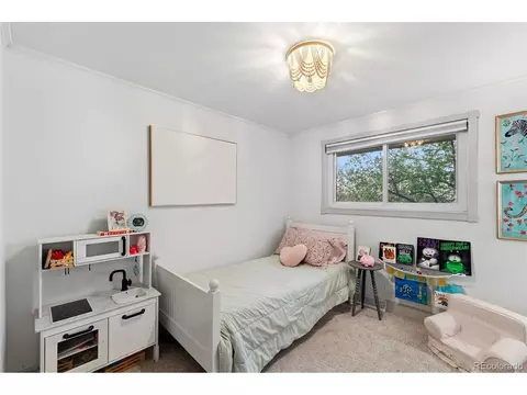 Bedroom - 4179 E Peakview Cir, Centennial, CO 80121 photo 1 of 4