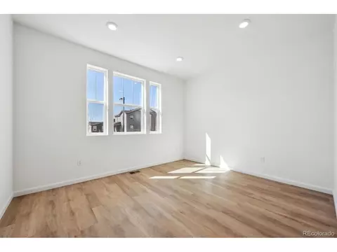 24739 E 39th Ave, Aurora, CO 80019 photo 3