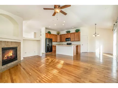 23584 E Whitaker Dr, Aurora, CO 80016 photo 4