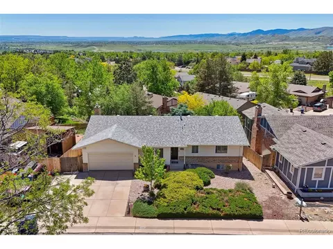2062 S Devinney Ct, Lakewood, CO 80228