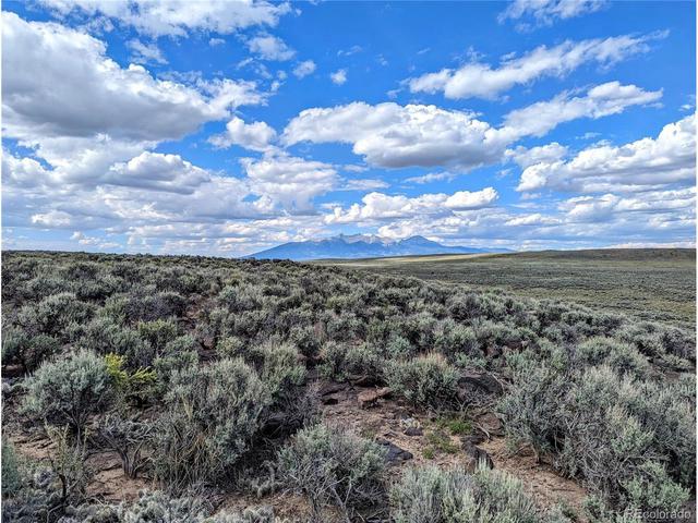 8 Seventh St, Blanca, CO 81123