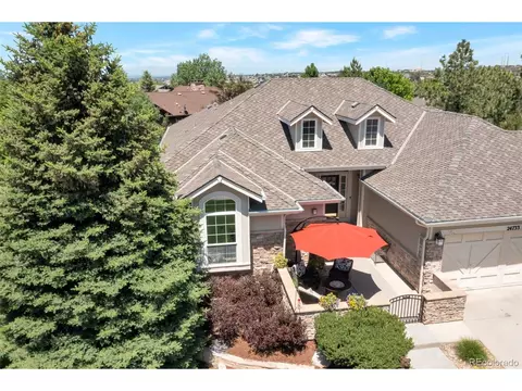 24733 E Park Crescent Dr, Aurora, CO 80016 photo 2