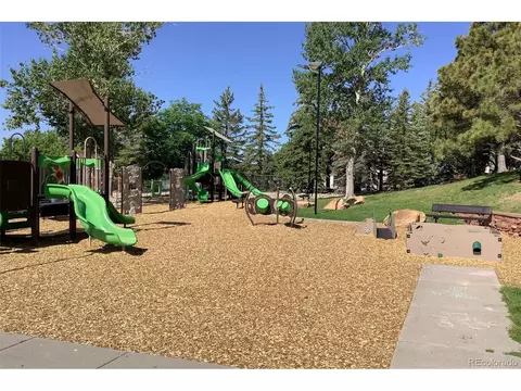 24733 E Park Crescent Dr, Aurora, CO 80016 photo 45