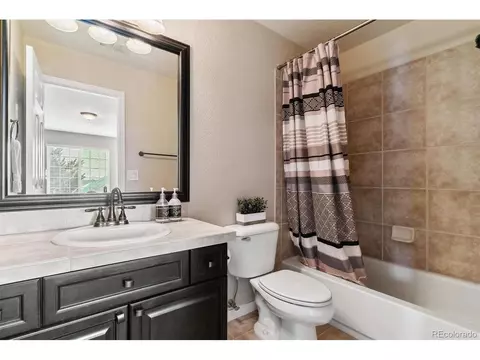 24237 E Glasgow Cir, Aurora, CO 80016 photo 29