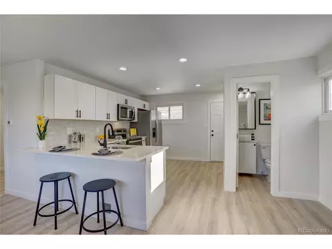 11642 E 7th Ave, Aurora, CO 80010 photo 4