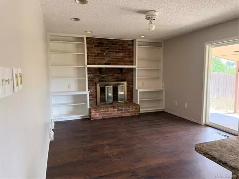 Living - 2137 S Nucla Way, Aurora, CO 80013 photo 3 of 5