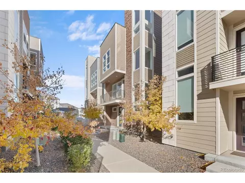 15807 E Broncos Pl, Englewood, CO 80112