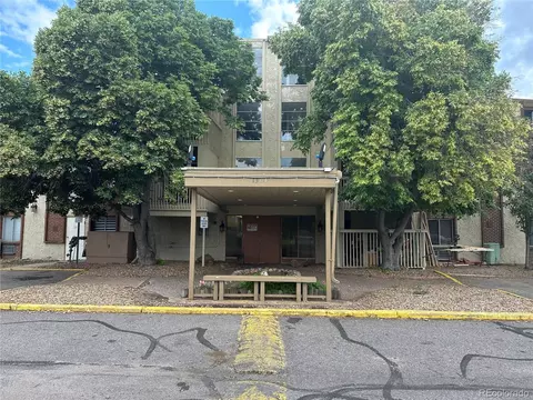 1304 S Parker Rd #PH18, Denver, CO 80231