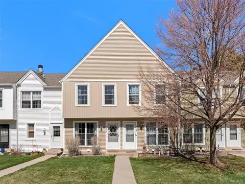 8930 W Dartmouth Pl, Lakewood, CO 80227